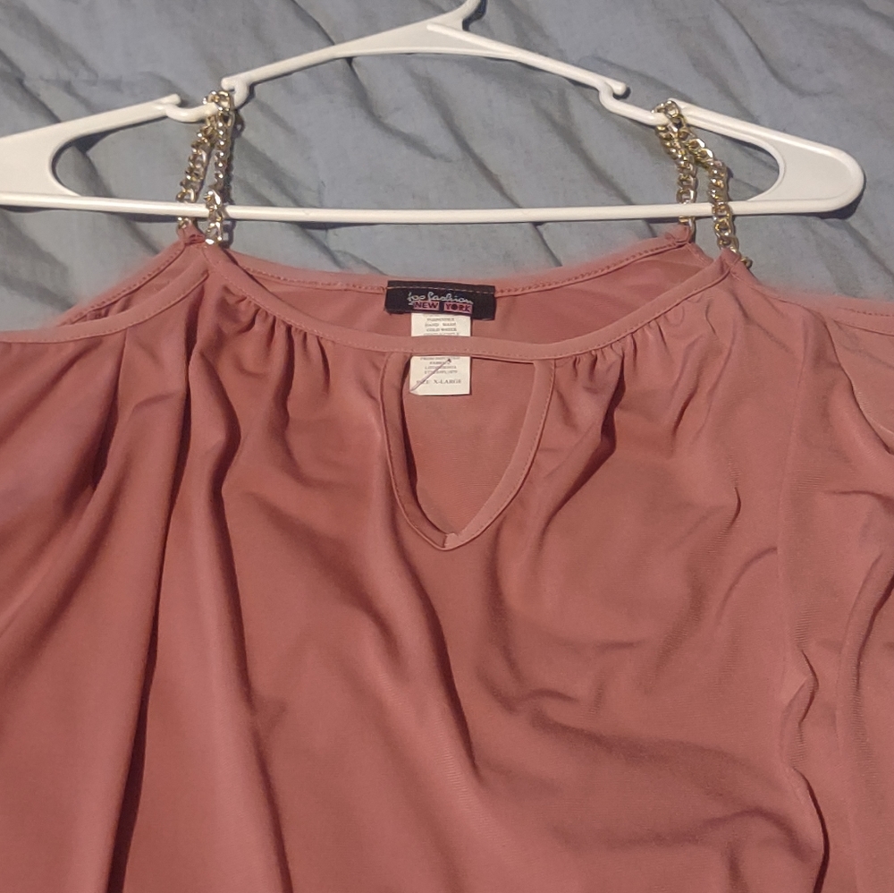 Top fashion new York off the shoulder top